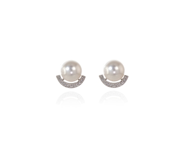 Crystal  Idra Pierced Earrings  | Rhodium White Pearl